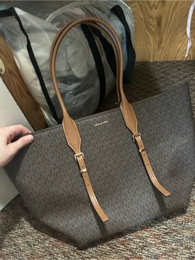 Michael Kors Brown Signature Tote Bag